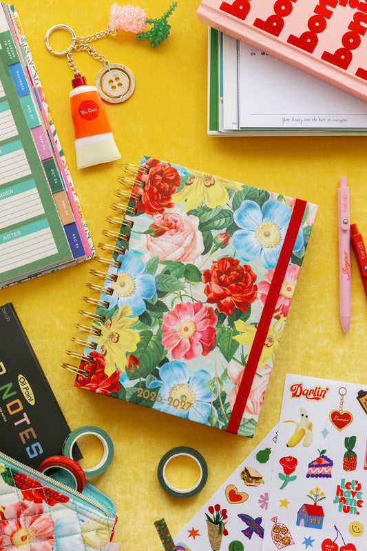 Medium 17-Month Academic Planner, Oil Paint Floral